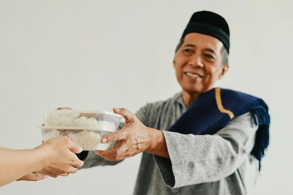 Berbagi dalam Spirit Ramadan