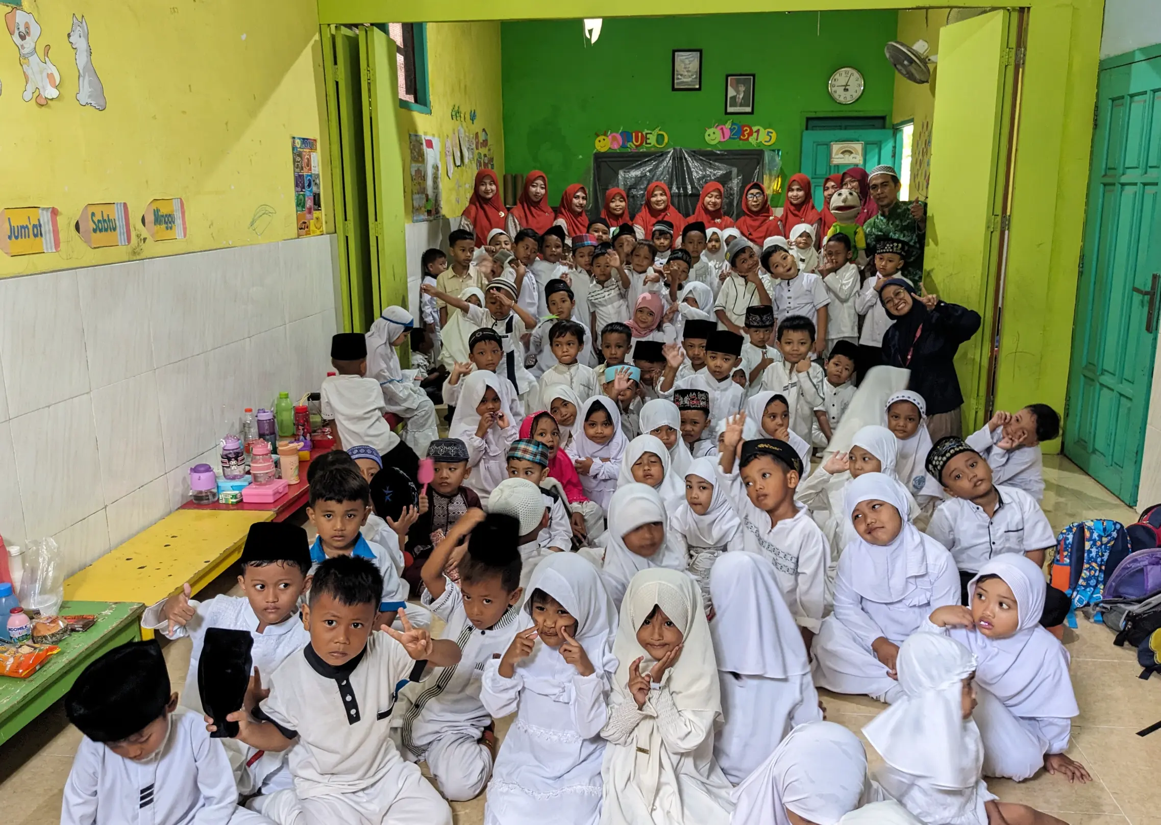 Insan Berkisah Hadirkan Dongeng Isra’ Mi’raj Penuh Keceriaan di PAUD Tarbiyatus Shibyan